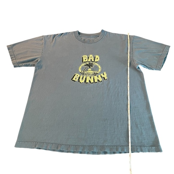 Bad Bunny Blue Graphic Unisex Tee 2022 World’s Hottest Tour - Picture 6 of 8